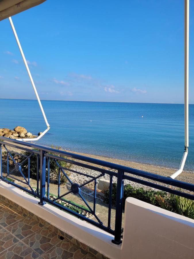 Korinthian Sea View Apartment Nerantza ภายนอก รูปภาพ