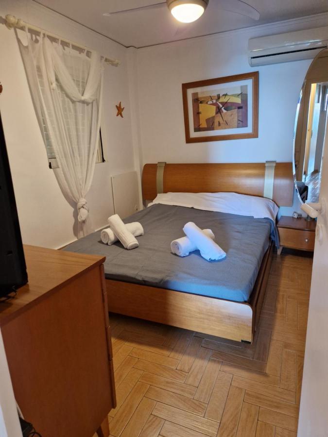 Korinthian Sea View Apartment Nerantza ภายนอก รูปภาพ