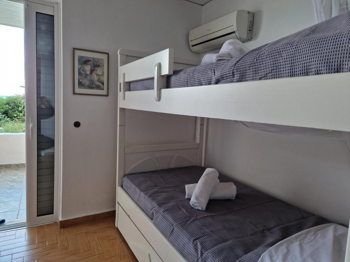 Korinthian Sea View Apartment Nerantza ภายนอก รูปภาพ