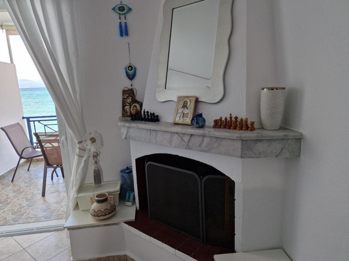 Korinthian Sea View Apartment Nerantza ภายนอก รูปภาพ